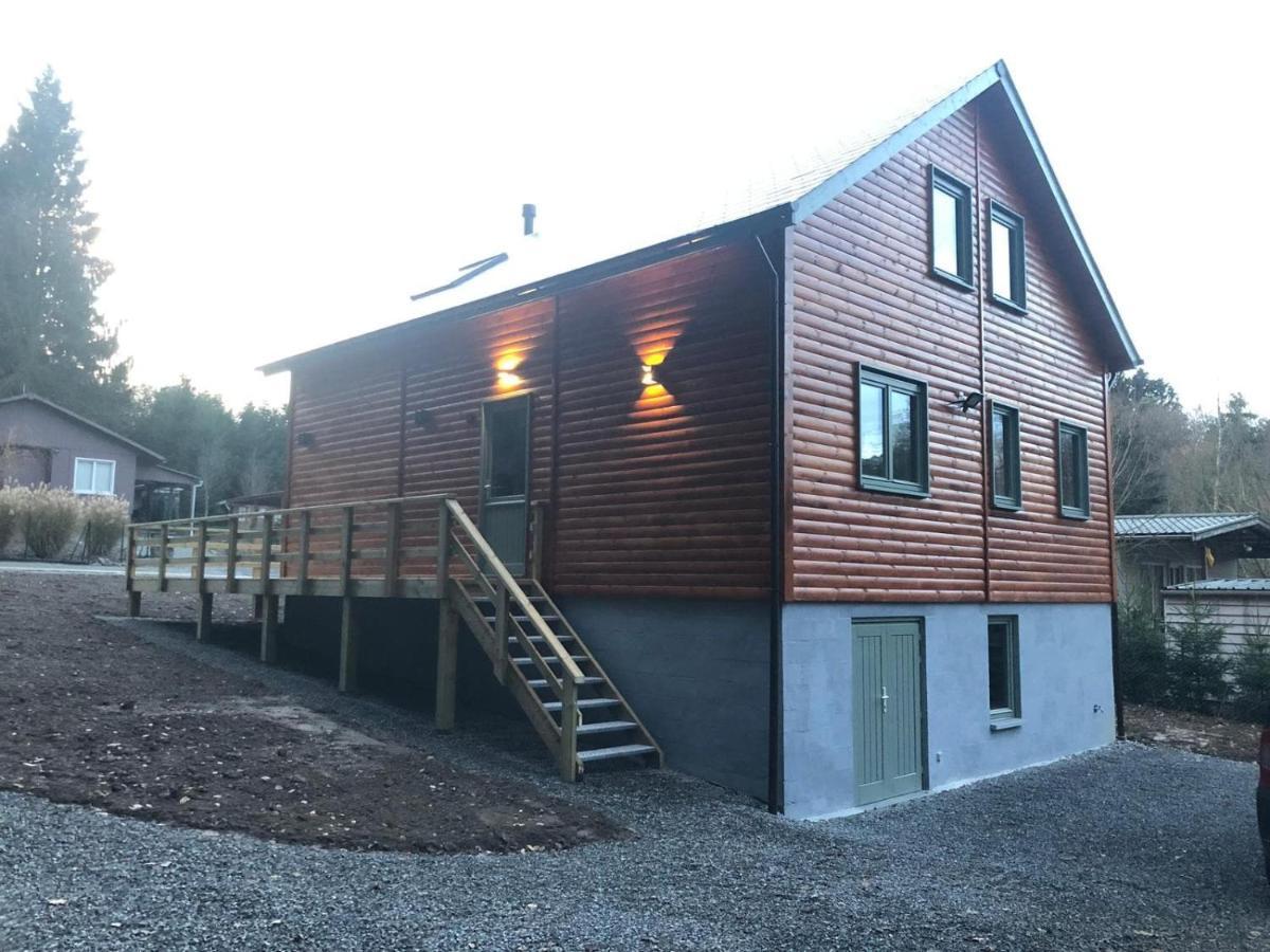 Chalet Tjaffers Lodge ดูร์บี ภายนอก รูปภาพ